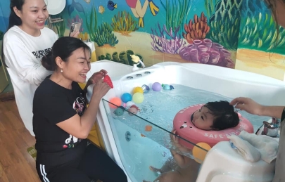 BABY FLOAT - VẬN ĐỘNG VÀ HƠN THẾ NỮA!