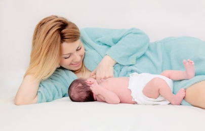 Bỏ túi cẩm nang chăm sóc mẹ bầu sau khi sinh