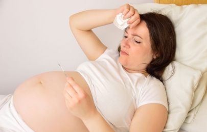 Chăm sóc bà bầu khi bị sốt như thế nào?