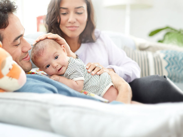 Chăm sóc trẻ sơ sinh 9 tuần tuổi