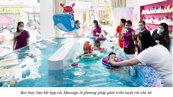 Bơi thủy liệu cho bé Baby Float tại Hà Nội chuyên nghiệp cùng Green Field Spa